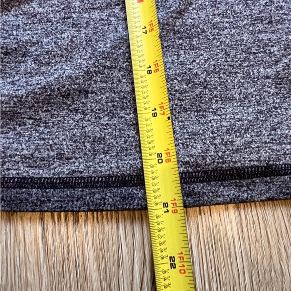 92. Lululemon Inspiration Tank Purple Size 12 - Picture 10 of 14